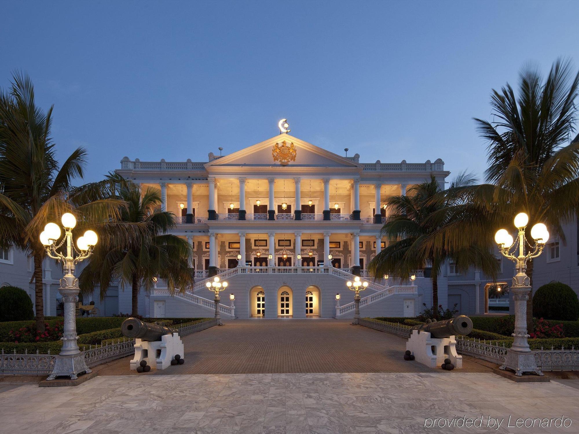 Taj Falaknuma Palace Hotell Hyderabad Exteriör bild