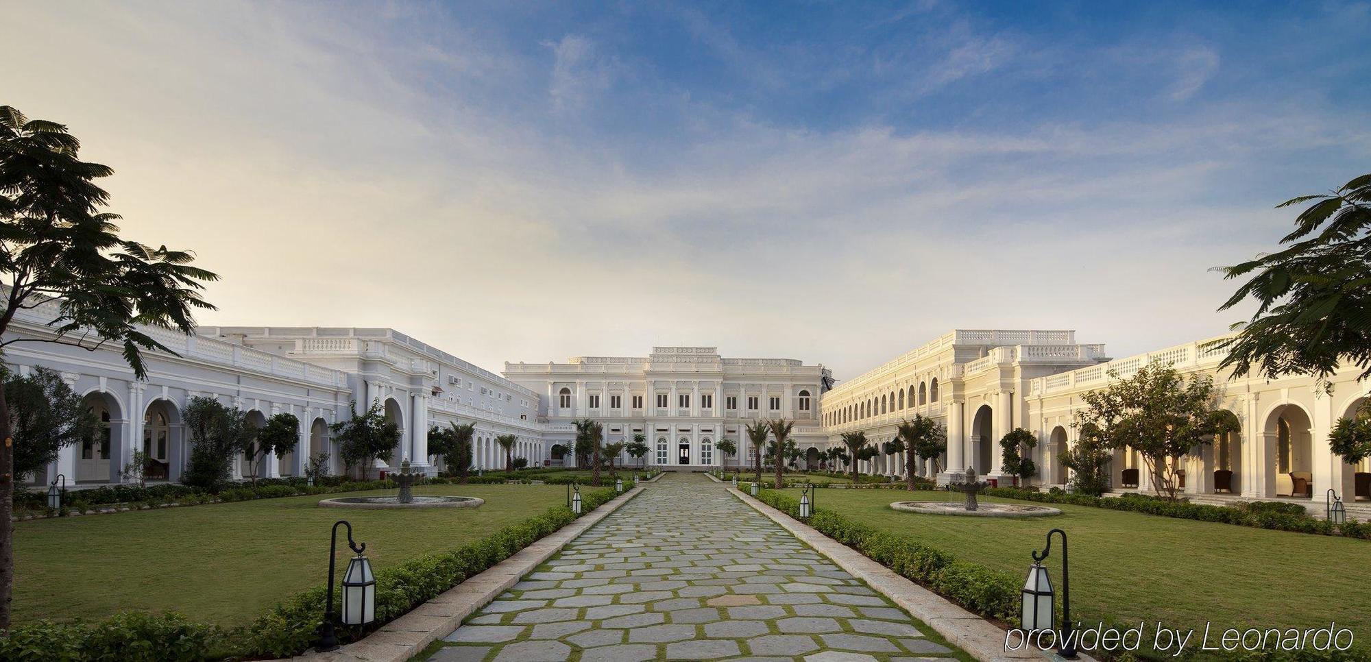 Taj Falaknuma Palace Hotell Hyderabad Exteriör bild