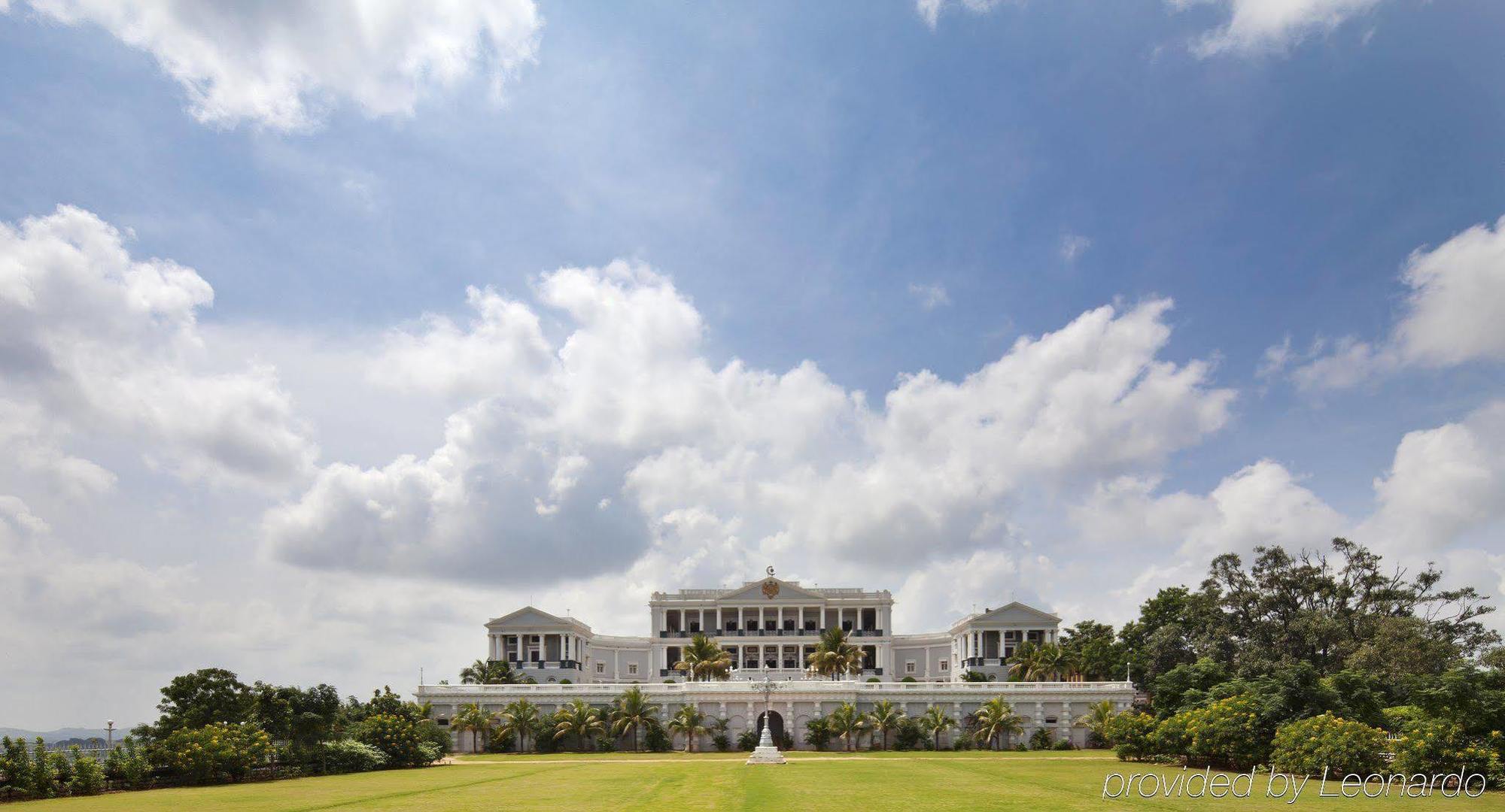 Taj Falaknuma Palace Hotell Hyderabad Exteriör bild