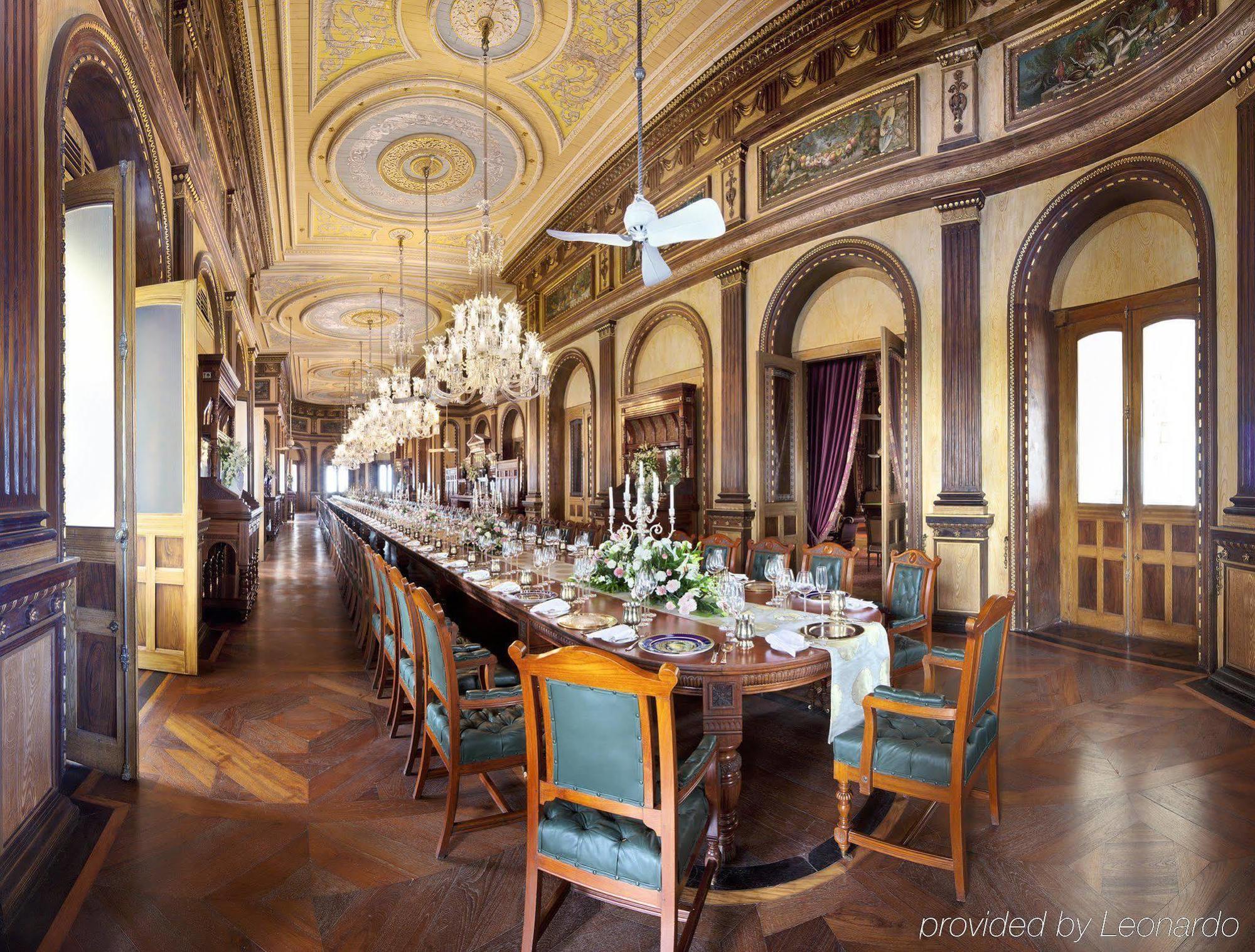 Taj Falaknuma Palace Hotell Hyderabad Restaurang bild