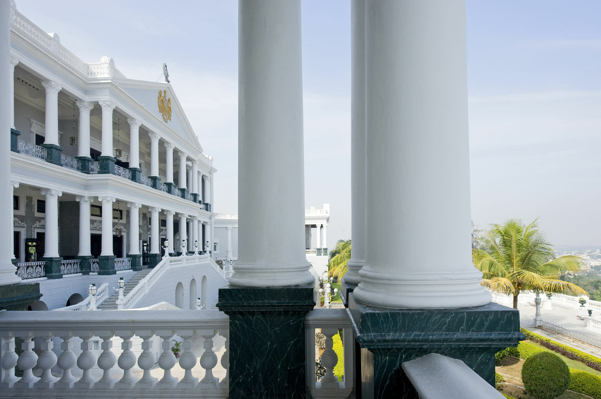 Taj Falaknuma Palace Hotell Hyderabad Exteriör bild